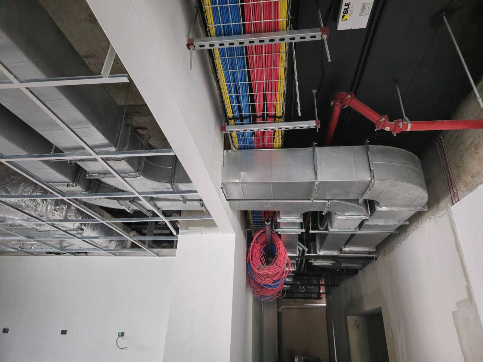Cableado estructurado y tubería especial